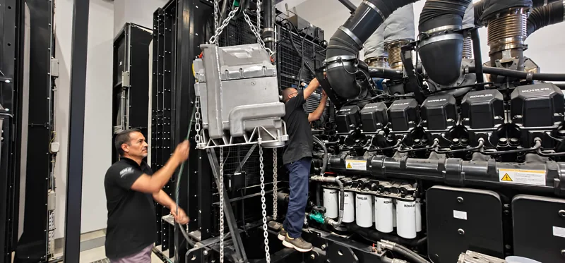 Engine component maintenance